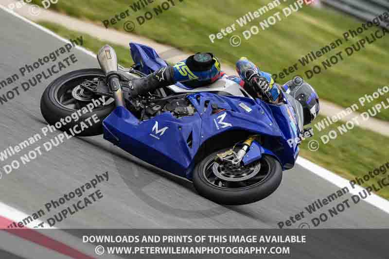 cadwell no limits trackday;cadwell park;cadwell park photographs;cadwell trackday photographs;enduro digital images;event digital images;eventdigitalimages;navarra;no limits trackdays;peter wileman photography;racing digital images;trackday digital images;trackday photos